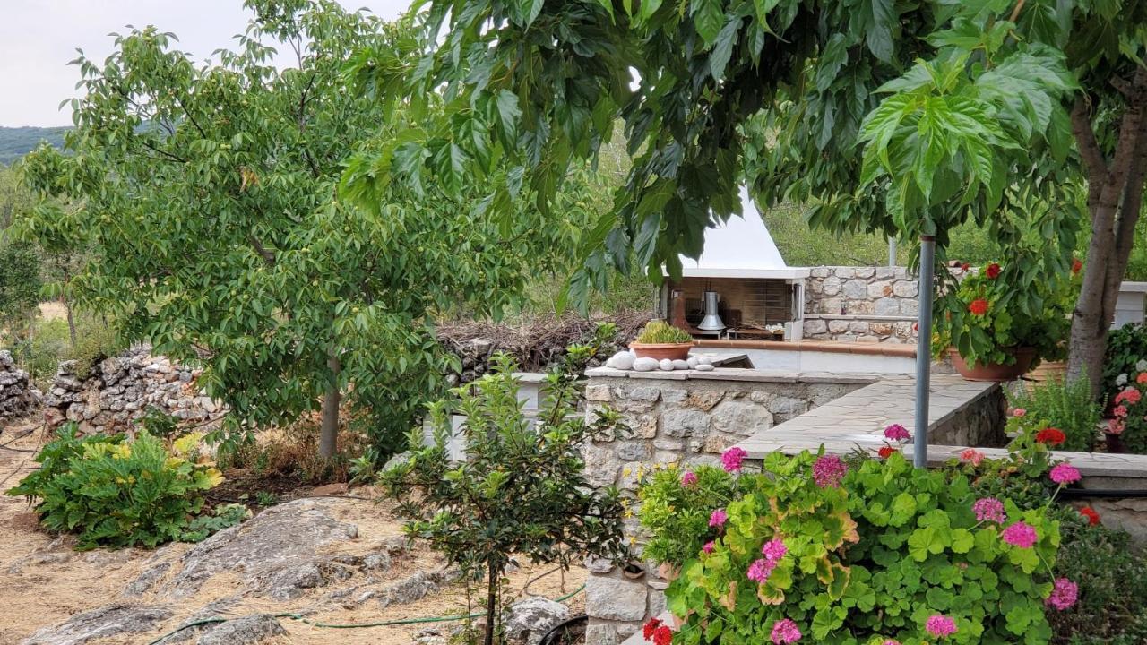 فيلا Stone House In A Quiet Landscape, Leonidion المظهر الخارجي الصورة