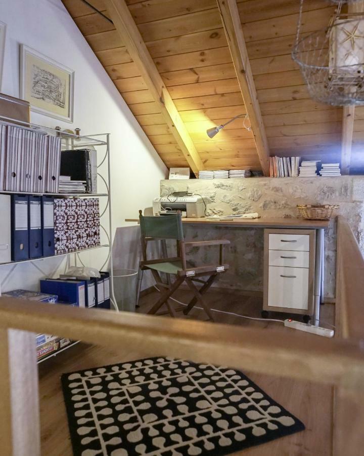 فيلا Stone House In A Quiet Landscape, Leonidion المظهر الخارجي الصورة
